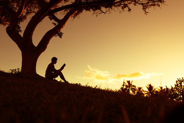 哪一年北师大中国公益研究院生命关怀研究中心成立