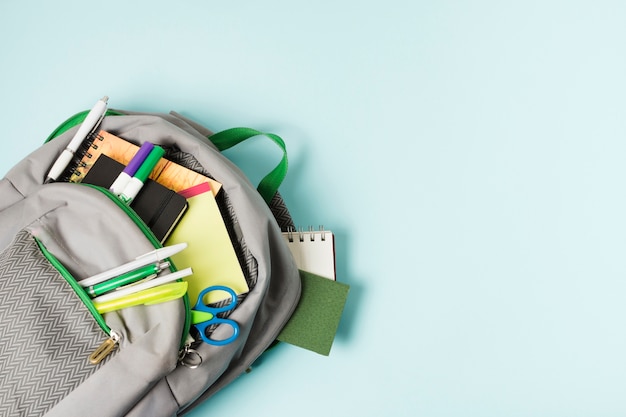 幼儿园小班教案《认识水果》