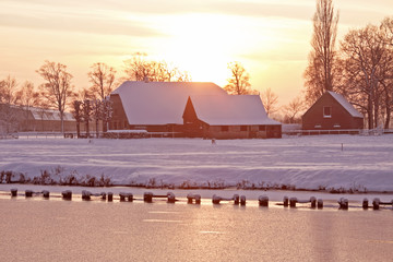 大学社团用英语怎么说比如篮球社魔方社还有社团内社